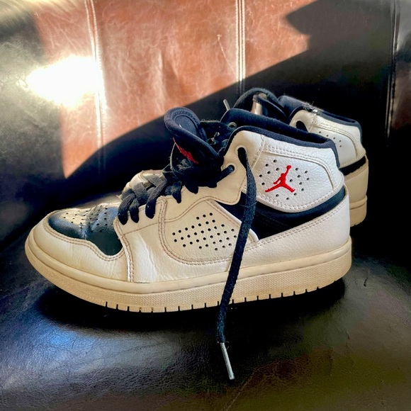 Nike Air Jordan Access Jumpman - Picture 1 of 6